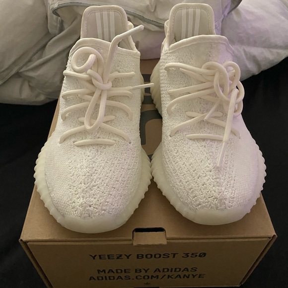 yeezy cream white size 6